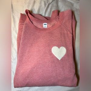 Old Navy Heathered Pink Crewneck Sweatshirt with White Embroidered Heart 4, 4x